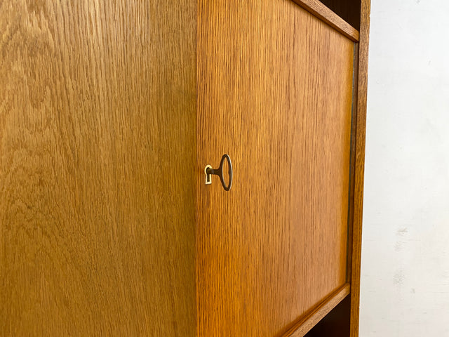 WMK I Hochwertiger hoher Mid-Century Eckschrank I Vollholz in Eiche I mit verstell. Regalböden I Eckregal Highboard Bücherschrank Büchervitrine Regalwand Regal Wohnwand Vintage 50er 60er I