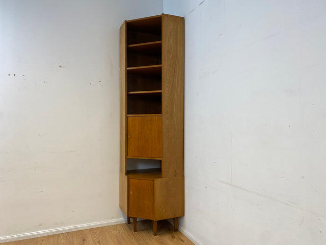 WMK I Hochwertiger hoher Mid-Century Eckschrank I Vollholz in Eiche I mit verstell. Regalböden I Eckregal Highboard Bücherschrank Büchervitrine Regalwand Regal Wohnwand Vintage 50er 60er I