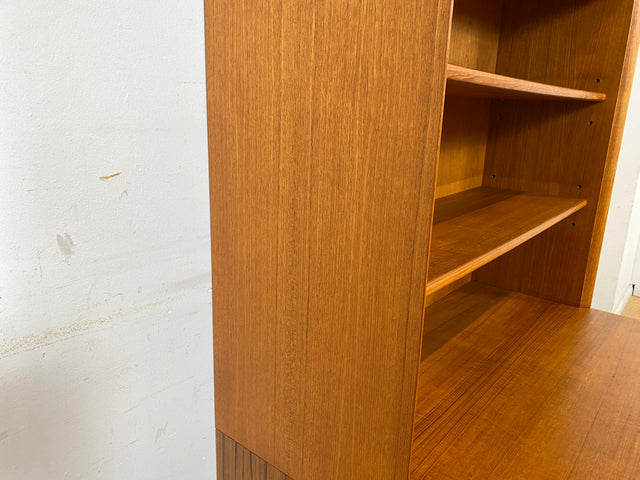 Hochwertiger Vintage Bücherschrank von Strobeck in skandinavischem Still mit Schubladen I Teakholz I Regal Bücherregal Holzregal Danish Design Mid-Century Vintage Teak I