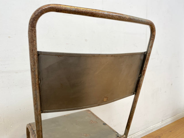 Industrial Design at its best! I 1/5 Einzigartiger handgefertigter und stapelbarer Metallstuhl I Stapelstuhl Stuhl Chair Küchenstuhl Balkonstuhl Esszimmerstühle Industriedesign Vintage I