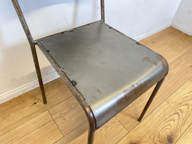 Industrial Design at its best! I 1/5 Einzigartiger handgefertigter und stapelbarer Metallstuhl I Stapelstuhl Stuhl Chair Küchenstuhl Balkonstuhl Esszimmerstühle Industriedesign Vintage I