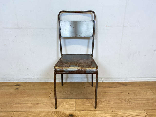 Industrial Design at its best! I 1/5 Einzigartiger handgefertigter und stapelbarer Metallstuhl I Stapelstuhl Stuhl Chair Küchenstuhl Balkonstuhl Esszimmerstühle Industriedesign Vintage I
