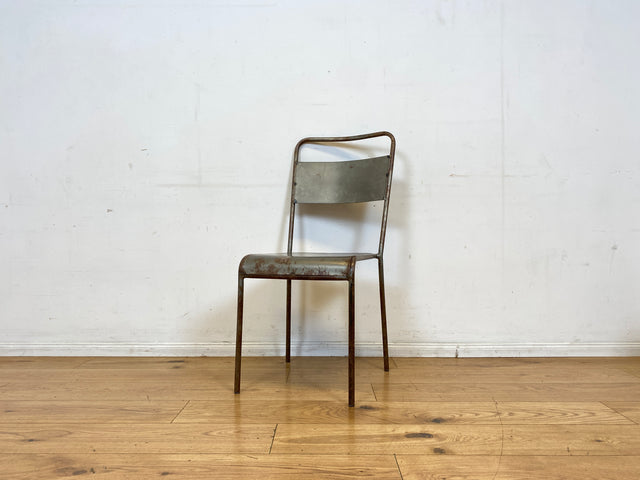 Industrial Design at its best! I 1/5 Einzigartiger handgefertigter und stapelbarer Metallstuhl I Stapelstuhl Stuhl Chair Küchenstuhl Balkonstuhl Esszimmerstühle Industriedesign Vintage I