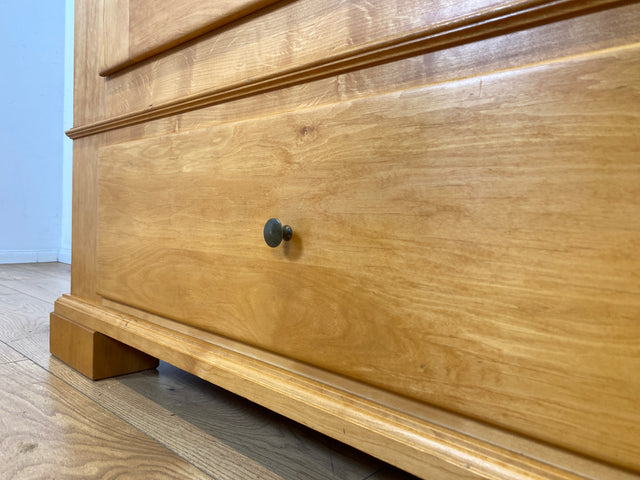 Hochwertiger Kleiderschrank im antiken Stil aus massivem Kirschholz mit Schublade I Schrank Wäscheschrank Bauernschrank Dielenschrank Vertiko Biedermeier Landhaus Vintage I