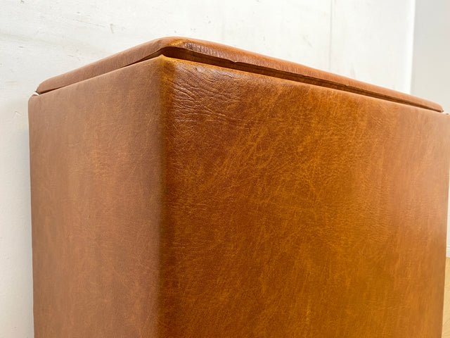 Kultige Retro Truhe in braunem Kunstleder mit besonders schönem floralem Innenleben I Wäschetruhe Kiste Wäschekorb Wäschekommode Spielzeugtruhe Vintage Mid-Century 60er I