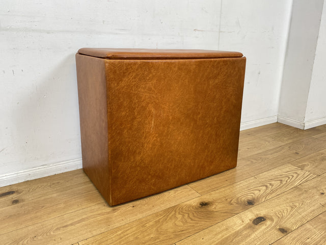 Kultige Retro Truhe in braunem Kunstleder mit besonders schönem floralem Innenleben I Wäschetruhe Kiste Wäschekorb Wäschekommode Spielzeugtruhe Vintage Mid-Century 60er I