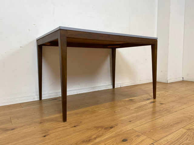 Stilvoller und sehr gut erhaltener Mid-Century Esstisch mit pflegeleichter Resopal Tischplatte I Tisch Esszimmertisch Küchentisch Kitchen Dining Table Vintage Retro 60er 70er I