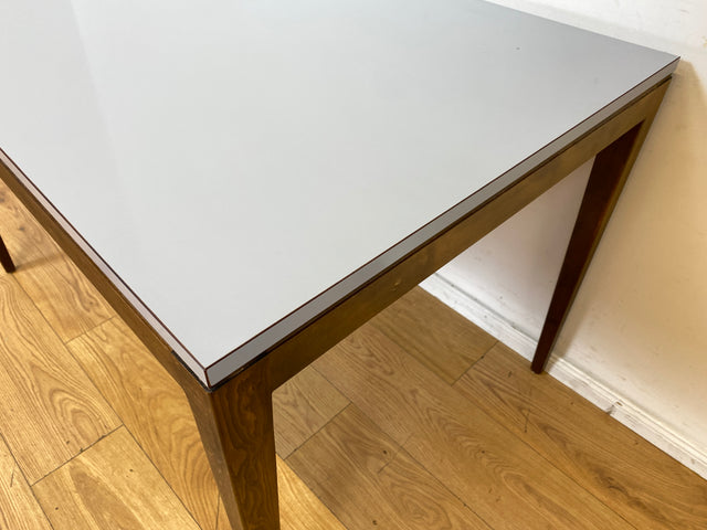 Stilvoller und sehr gut erhaltener Mid-Century Esstisch mit pflegeleichter Resopal Tischplatte I Tisch Esszimmertisch Küchentisch Kitchen Dining Table Vintage Retro 60er 70er I