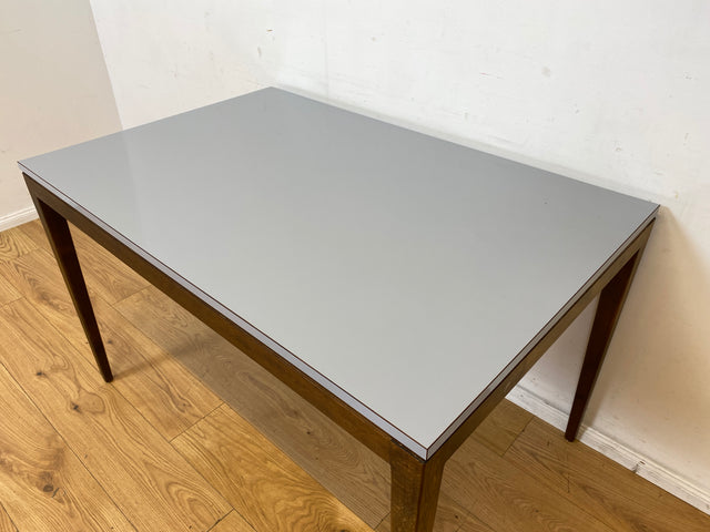 Stilvoller und sehr gut erhaltener Mid-Century Esstisch mit pflegeleichter Resopal Tischplatte I Tisch Esszimmertisch Küchentisch Kitchen Dining Table Vintage Retro 60er 70er I