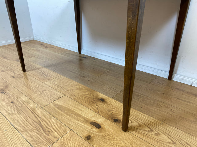 Stilvoller und sehr gut erhaltener Mid-Century Esstisch mit pflegeleichter Resopal Tischplatte I Tisch Esszimmertisch Küchentisch Kitchen Dining Table Vintage Retro 60er 70er I