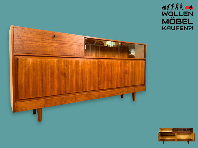 WMK I Hochwertiges Mid-Century Highboard im skandinavischem Stil in Teakholz mit Vitrine & Bar I Schrank Sideboard Wohnzimmerschrank Kommode Anrichte Teak 50er 60er Danish Design Berlin Hamburg Köln