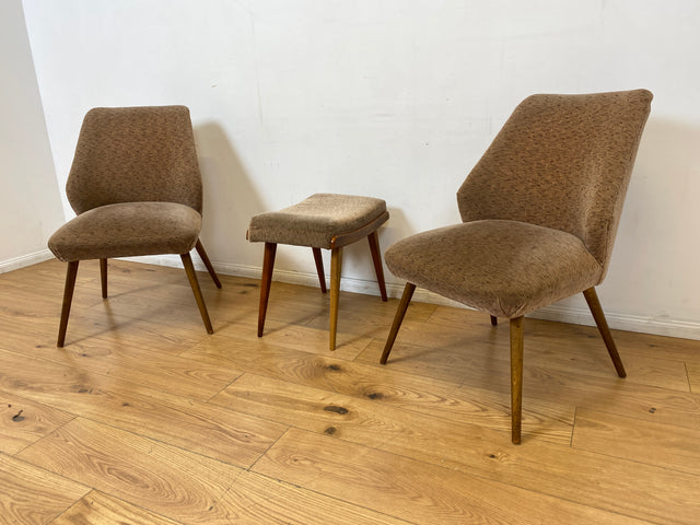 WMK I Versand I Formschöner und bequemer Mid-Century Hocker mit braunem Originalbezug und konischen Füßen
