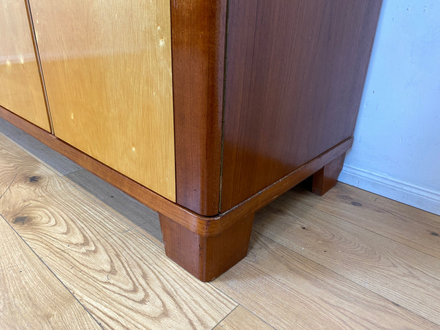 Sehr schöner und perfekt aufgeteilter Mid-Century Kleiderschrank aus 1960 mit Schubladen I Schrank Schlafzimmerschrank Wäscheschrank Wardrobe Vintage 50er 60er Rockabilly I