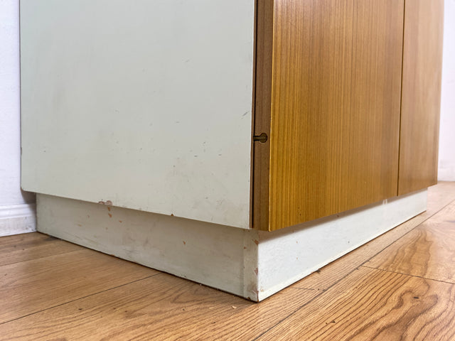 I Retro pur I Sehr schöner großer Mid-Century Kleiderschrank aus 1967 mit Aufsatz I Schrank Schlafzimmerschrank Garderobe Wardrobe Flurschrank 60er 70er Vintage DDR I