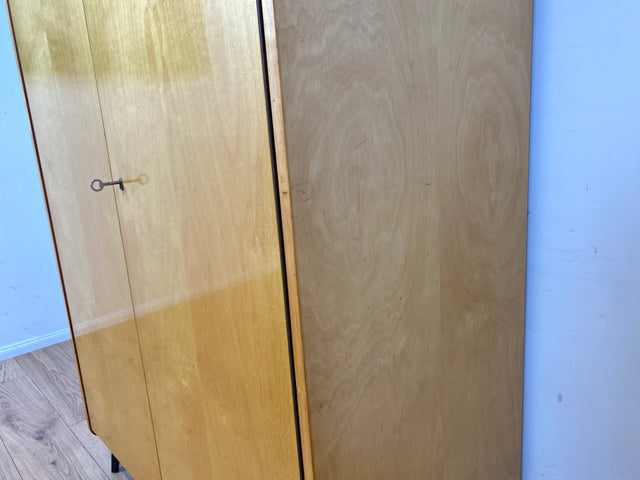 Schöner heller Mid-Century Kleiderschrank in Eiche auf neuen Metallfüßen mit Aufsatz I Schrank Wäscheschrank Schlafzimmerschrank Flurschrank Garderobenschrank Vintage 60er I