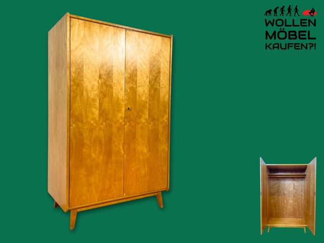 Raumaufhellender Mid-Century Kleiderschrank mit Kleiderstange und konischen Füßen