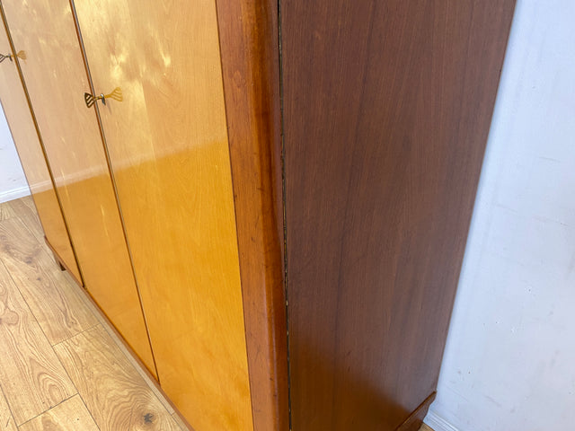 Stilvoller und gut erhaltener Mid-Century Kleiderschrank mit guter Aufteilung I Schrank Schlafzimmerschrank Wäscheschrank Wardrobe Rockabilly Vintage 50er 60er Retro I