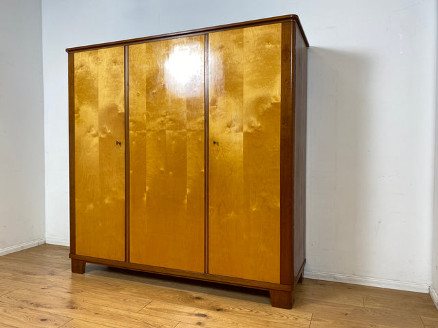 Stilvoller und gut erhaltener Mid-Century Kleiderschrank mit guter Aufteilung I Schrank Schlafzimmerschrank Wäscheschrank Wardrobe Rockabilly Vintage 50er 60er Retro I