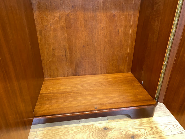 Sehr schöner und gut erhaltener Mid-Century Kleiderschrank mit perfekter Aufteilung I Schrank Schlafzimmerschrank Wäscheschrank Rockabilly Vintage 50er 60er Retro I