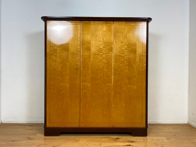 Sehr schöner und gut erhaltener Mid-Century Kleiderschrank mit perfekter Aufteilung I Schrank Schlafzimmerschrank Wäscheschrank Rockabilly Vintage 50er 60er Retro I