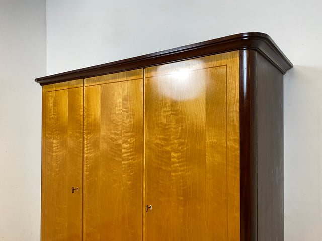 Sehr schöner und gut erhaltener Mid-Century Kleiderschrank mit perfekter Aufteilung I Schrank Schlafzimmerschrank Wäscheschrank Rockabilly Vintage 50er 60er Retro I