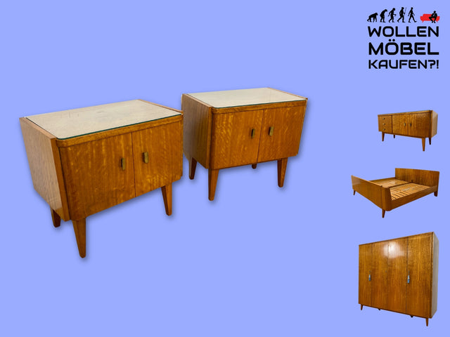 Stilvoller Mid-Century Nachttisch mit großem Fach und Messinggriffen
