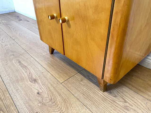 WMK I 1/2 Stilvoller Mid-Century Nachttisch mit Schubladen, Glasauflage und Originalgriffen