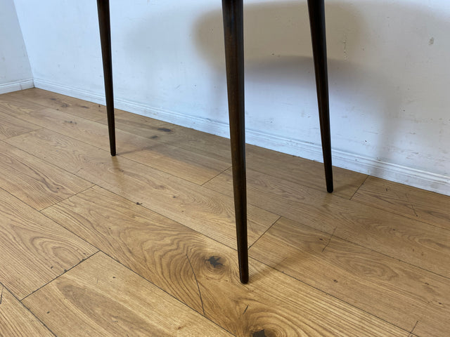 Formschöner und sehr gut erhaltener Mid-Century Nierentisch mit abnehmbarer Glasauflage & konischen Tischbeinen I Couchtisch Wohnzimmertisch Coffee Table 50er 60er Vintage I