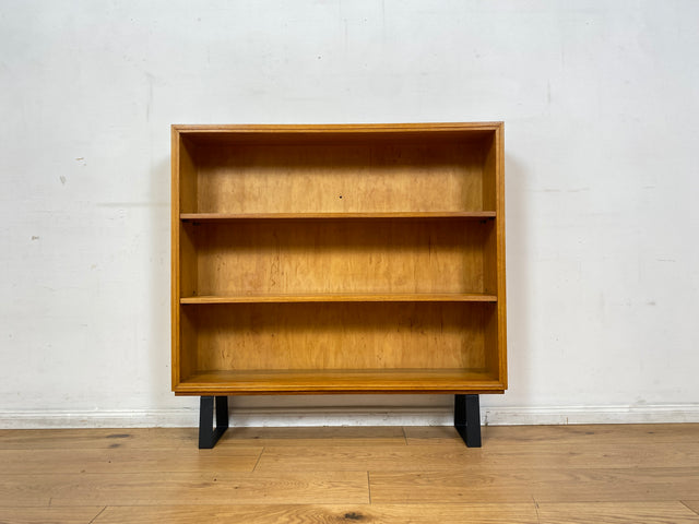 Gut erhaltenes Mid-Century Regal , Vollholz, mit verstellb. Regalböden & neuen Metallfüßen I Holzregal Bücherregal Bücherschrank Küchenregal Regalwand Vintage Retro 60er I
