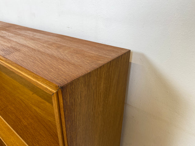 Hochwertiges Mid-Century Regal aus vollem Holz mit verstellbaren Regalböden & neuen Metallfüßen I Holzregal Bücherregal Bücherschrank Küchenregal Regalwand Vintage Retro 60er I
