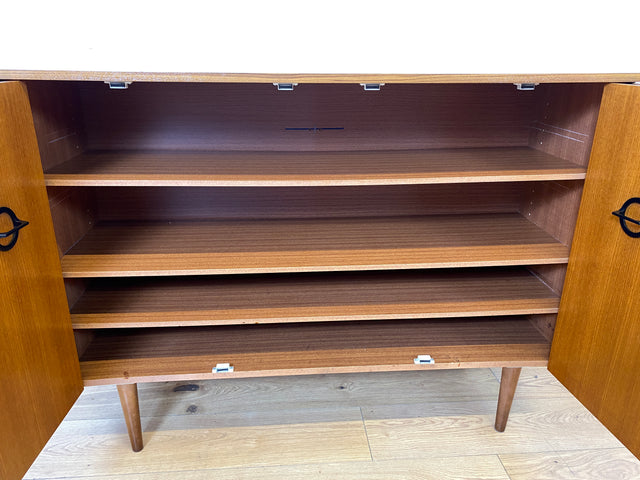 Stilvolle und gut erhaltene Mid-Century Schuhkommode mit hübschen Originalgriffen I Schuhschrank Flurschrank Flurkommode Sideboard Kommode Schuh 60er 70er Vintage Retro I