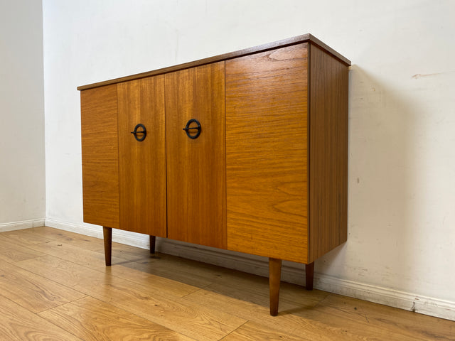 Stilvolle und gut erhaltene Mid-Century Schuhkommode mit hübschen Originalgriffen I Schuhschrank Flurschrank Flurkommode Sideboard Kommode Schuh 60er 70er Vintage Retro I