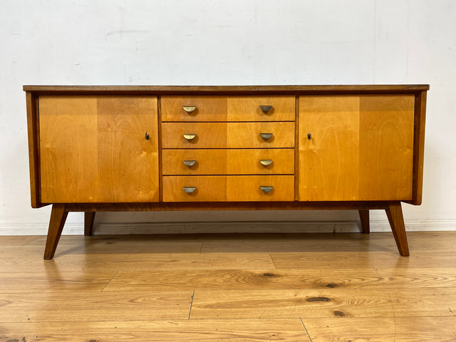 Stilvolles & hochwertiges Mid-Century Sideboard aus vollem Holz mit Schubladen & Messinggriffen I Kommode Lowboard Schrank Anrichte TV-Lowboard Fernsehbank Vintage 50er 60er I