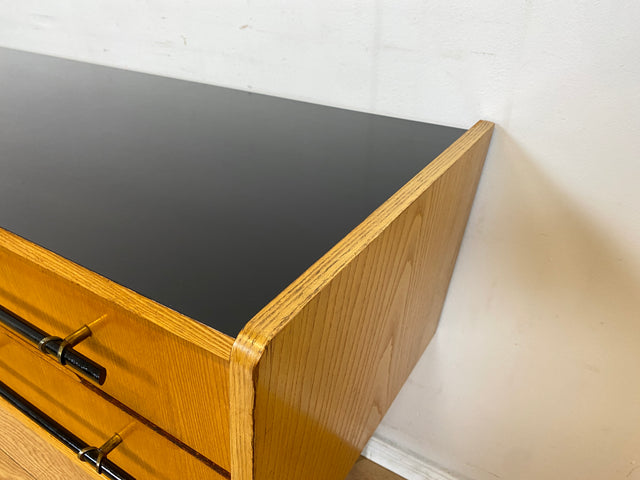Formschönes 220cm langes Mid-Century Sideboard in Eiche mit Vitrine, Schubladen und stilvollen Messinggriffen I TV Lowboard Fernsehbank Bank Board Kommode Vintage 60er 70er I