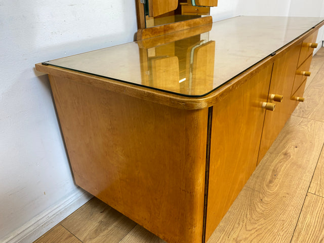 WMK I Stilvolle Mid-Century Spiegelkommode mit Klappbarem Spiegel & Schubladen