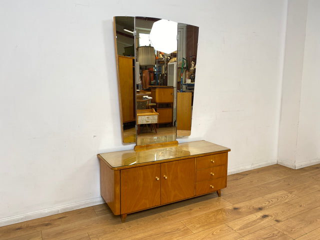 WMK I Stilvolle Mid-Century Spiegelkommode mit Klappbarem Spiegel & Schubladen