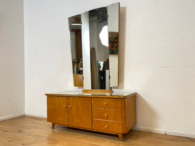 WMK I Stilvolle Mid-Century Spiegelkommode mit Klappbarem Spiegel & Schubladen