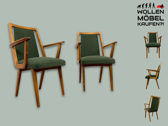 Schöner und gemütlicher Mid-Century Stuhl mit Armlehnen und neuem Stoffbezug in Grün.