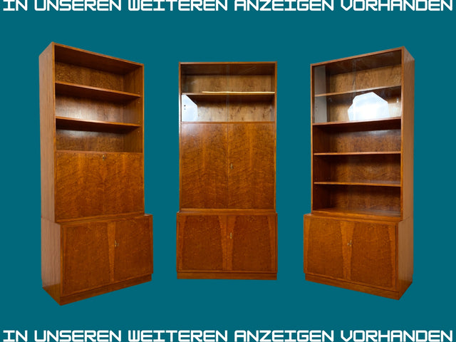 WMK I Stilvolle hohe Mid-Century Vitrine mit verstellbaren Regalböden I Schrank Bücherschrank Büchervitrine Glasvitrine Bücherregal Kommode Sideboard Regalwand Vintage 60er I Berlin Stuttgart Leipzig