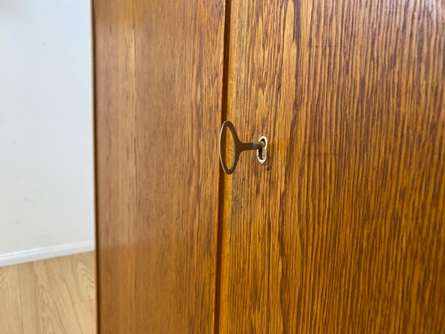 Schöner Mid-Century Wäscheschrank Typ 602/B von Franz Ehrlich für VEB Hellerau aus 1963 in Eiche I Schank Kommode Highboard Bücherschrank Designerschrank DDR Vintage 60er I