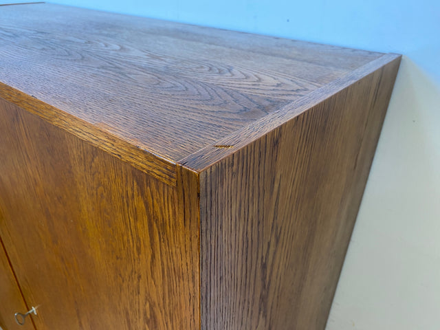 Schöner Mid-Century Wäscheschrank Typ 602/B von Franz Ehrlich für VEB Hellerau aus 1963 in Eiche I Schank Kommode Highboard Bücherschrank Designerschrank DDR Vintage 60er I
