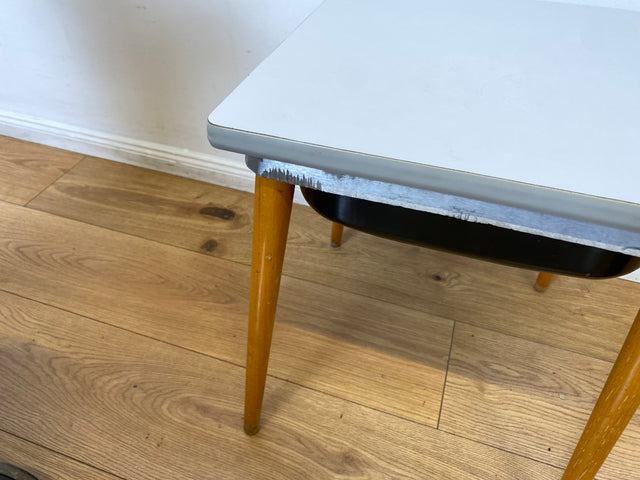 WMK I Praktischer Mid-Century Waschhocker mit klappbarem Sitz & herausnehmbarer Emaille Schüssel