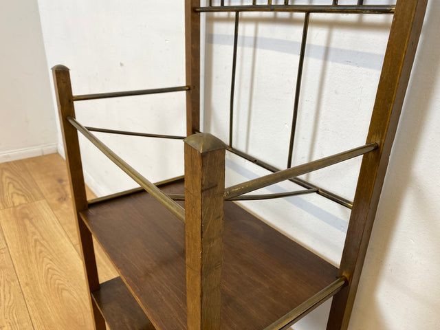 Sehr hübsche Mid-Century Zeitungsablage aus Messing und Holz I Beistelltisch Zeitungsständer Zeitungstisch Flurregal Bad Regal Ablage Alt 50er 60er Vintage I