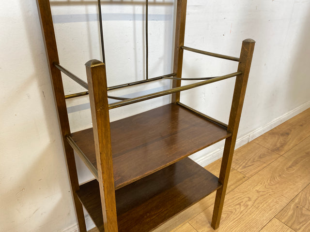 Sehr hübsche Mid-Century Zeitungsablage aus Messing und Holz I Beistelltisch Zeitungsständer Zeitungstisch Flurregal Bad Regal Ablage Alt 50er 60er Vintage I
