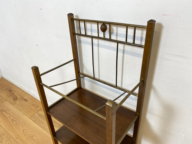 Sehr hübsche Mid-Century Zeitungsablage aus Messing und Holz I Beistelltisch Zeitungsständer Zeitungstisch Flurregal Bad Regal Ablage Alt 50er 60er Vintage I