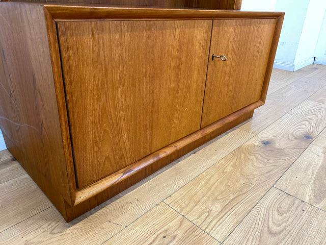 Schöner modularer Vintage Bücherschrank von Strobeck in skandinavischem Stil I Teakholz I Regal Bücherregal Holzregal Kommode Danish Design Mid-Century Vintage Teak 70er I