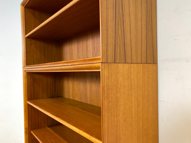 Schöner modularer Vintage Bücherschrank von Strobeck in skandinavischem Stil I Teakholz I Regal Bücherregal Holzregal Kommode Danish Design Mid-Century Vintage Teak 70er I