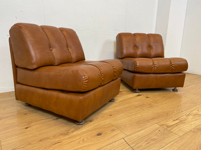 Formschönes und sehr gemütliches modulares 2er Sofa mit gestepptem Kunstleder Bezug I Couch Ledersofa Ledercouch 2-Sitzer Sessel Ledersessel Leder Vintage Retro 70er I