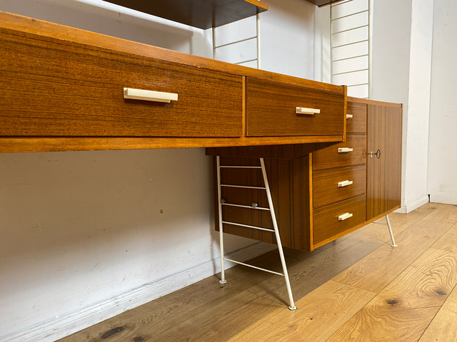 Kultiges modulares DDR Stringregal mit Schreibtisch & Schubladenkommode I String Regal Regalwand Bücherschrank Sekretär Highboard Bücherregal Leitermöbel Sybille Babette Vintage Retro 70er I