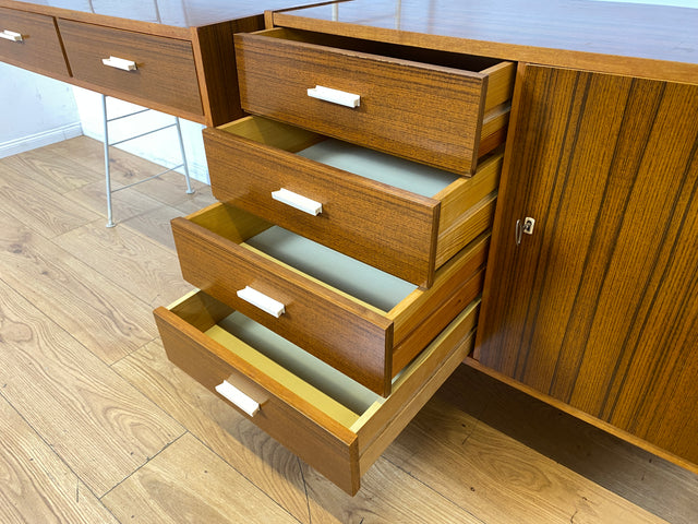 Kultiges modulares DDR Stringregal mit Schreibtisch & Schubladenkommode I String Regal Regalwand Bücherschrank Sekretär Highboard Bücherregal Leitermöbel Sybille Babette Vintage Retro 70er I